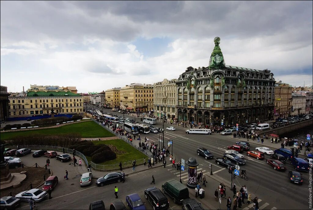 Как живут в санкт петербурге. Санкт-петербург. дом зингера в санкт-петербурге.
