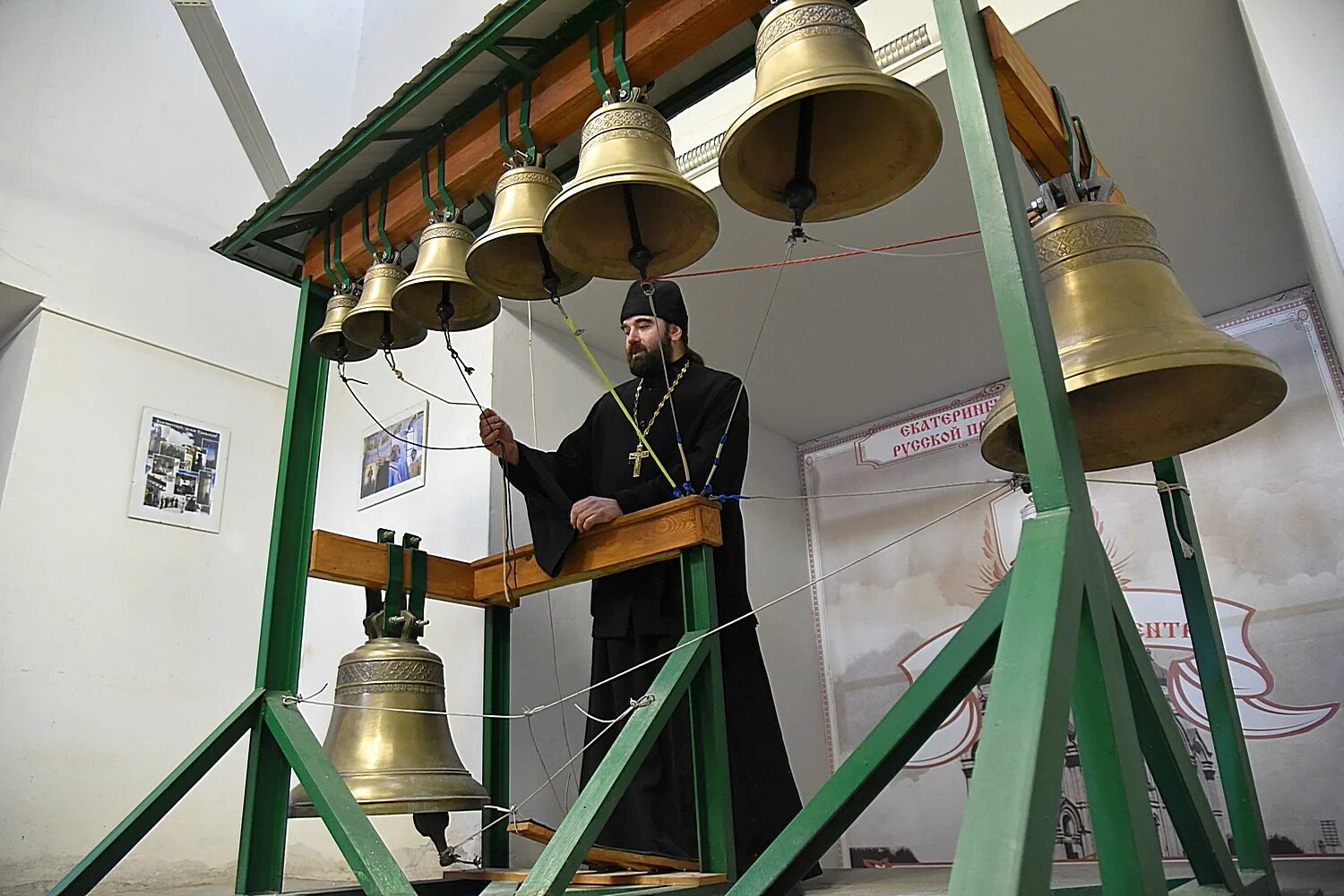 Звон больших колоколов