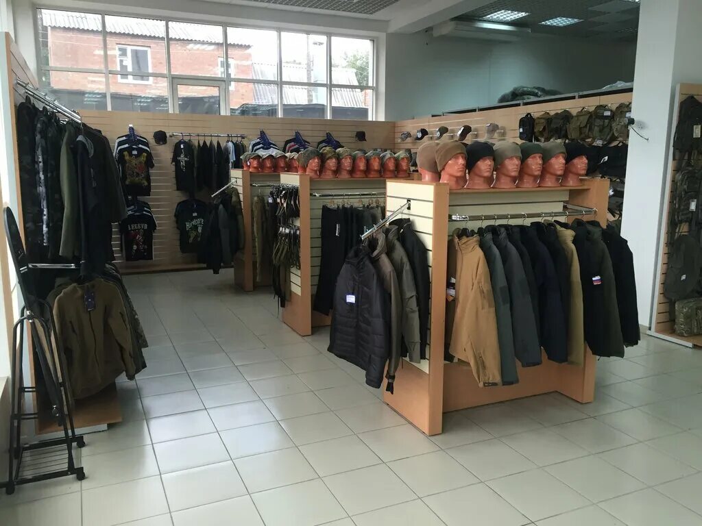 магазин 4 20 севастополь. блокпост зорге 11. дисконт центр хоккейной экипировки. ленинский проспект 150 хоккейный магазин. магазин военного снаряжения.