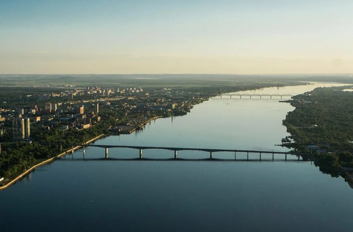 Пермь какая. Река кама пермский край. речка кама пермь. кама главная река пермского края. пермь камский мост и город.