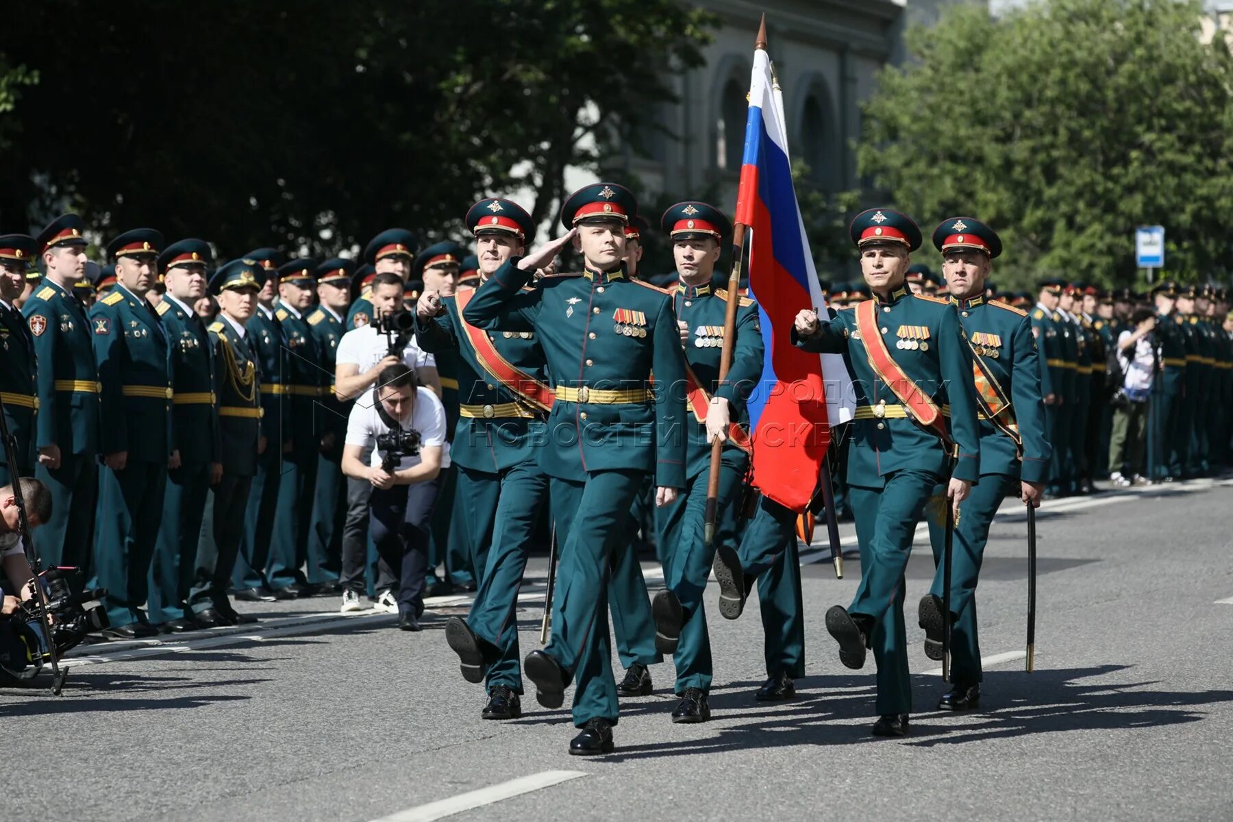 Вунц св вс рф. Выпуск общевойсковой Академии 2021. Общевойсковая Академия вс РФ. Общевойсковая Академия Вооружённых сил Российской Федерации офицеры. ВУНЦ св общевойсковая Академия вс РФ.