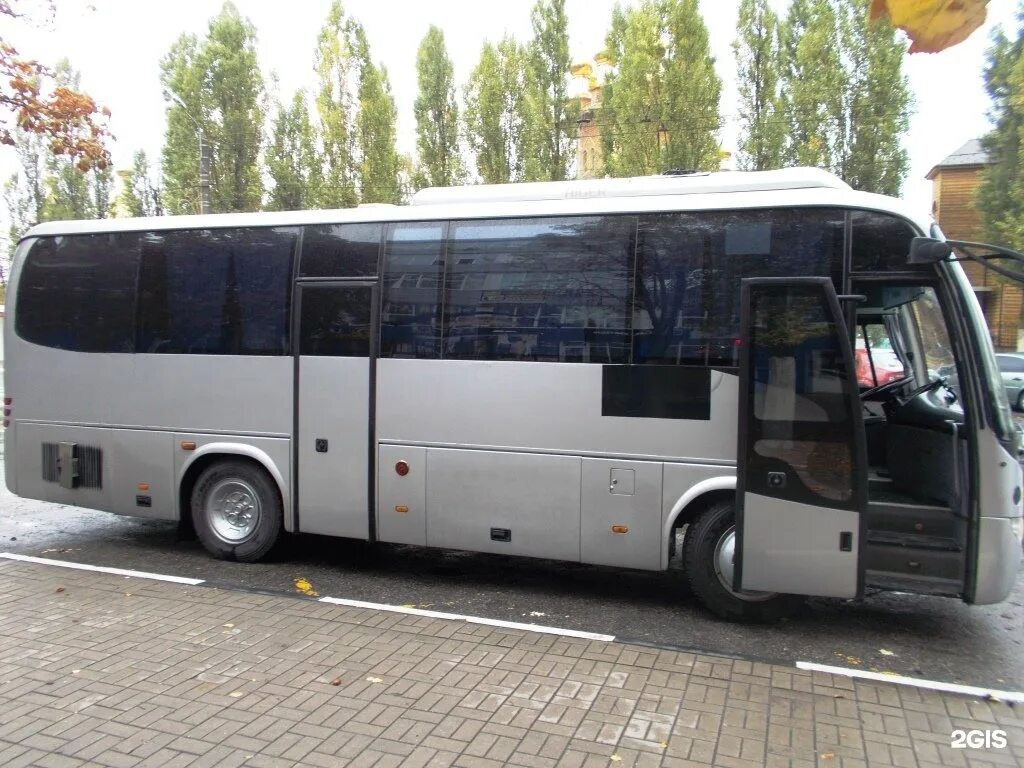 Автомобиль 35 мест. Автомобиль 35 мест. Автобус higer 35. Автобус higer 6129. Автомобиль 35 мест.