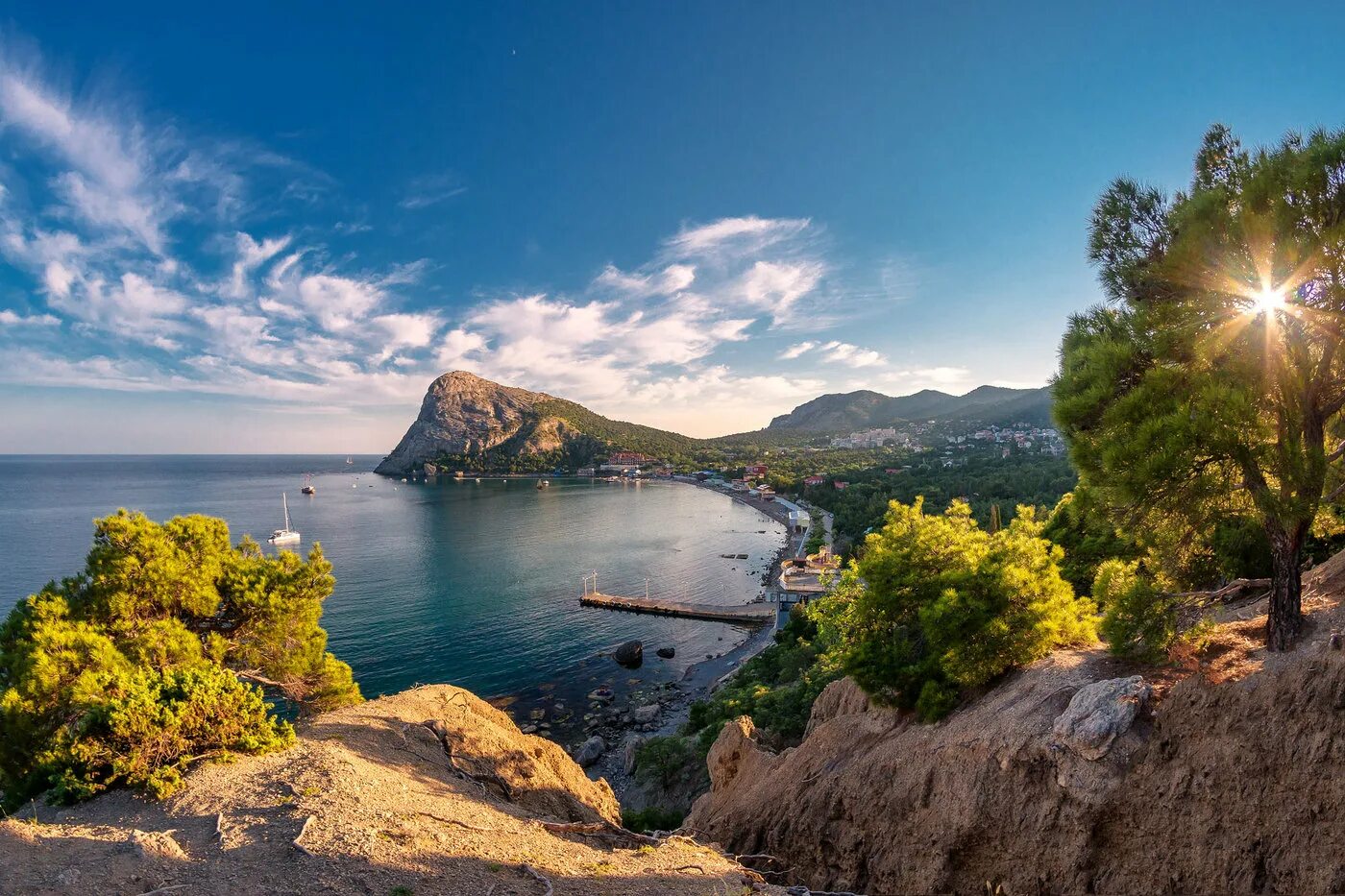 Фото крыма. Новый свет Крым. Город Судак новый свет. Крымский полуостров природа Ялта. Южный берег Крыма Судак.