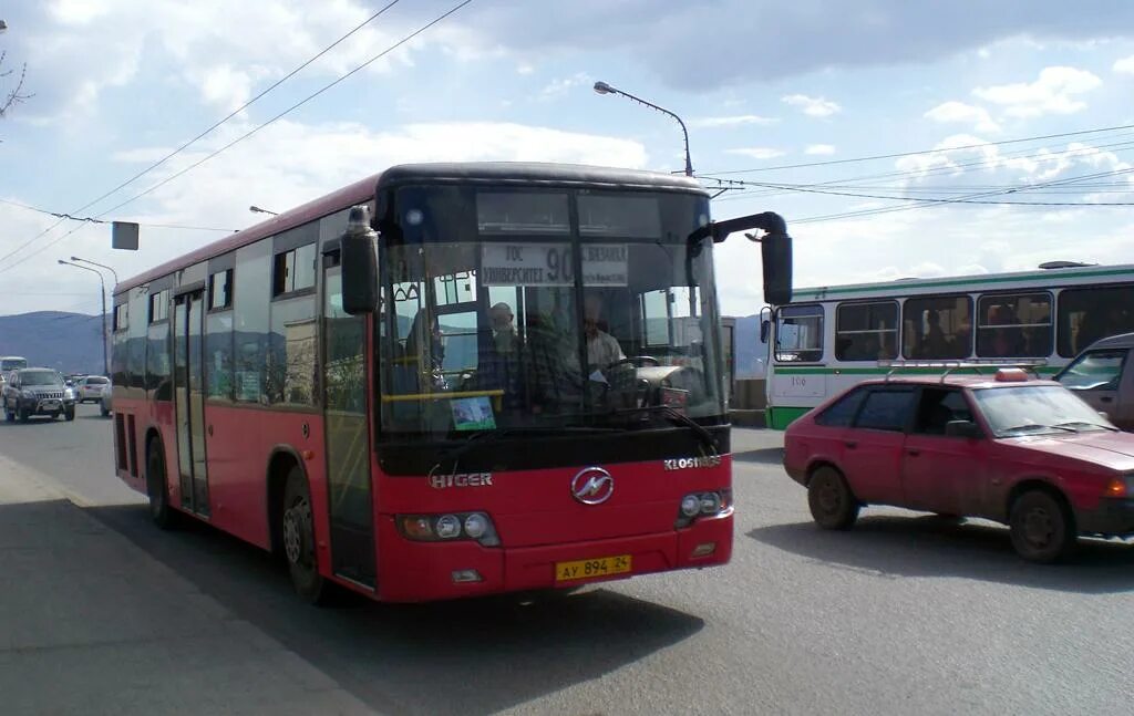 Время автобусов красноярский край. Higer Красноярск автобус 99. Higer klq6118 Ростов на Дону. Компрессор для Хайгер 6118. Автобус 894.