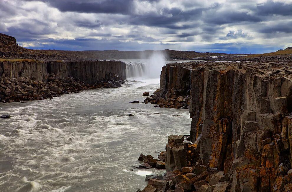 Водопад Деттифосс Исландия. Водопад Деттифосс (Dettifoss),. Деттифосс-самый большой водопад в Европе. Водопад Деттифосс Исландия фото. Большой водопад в европе