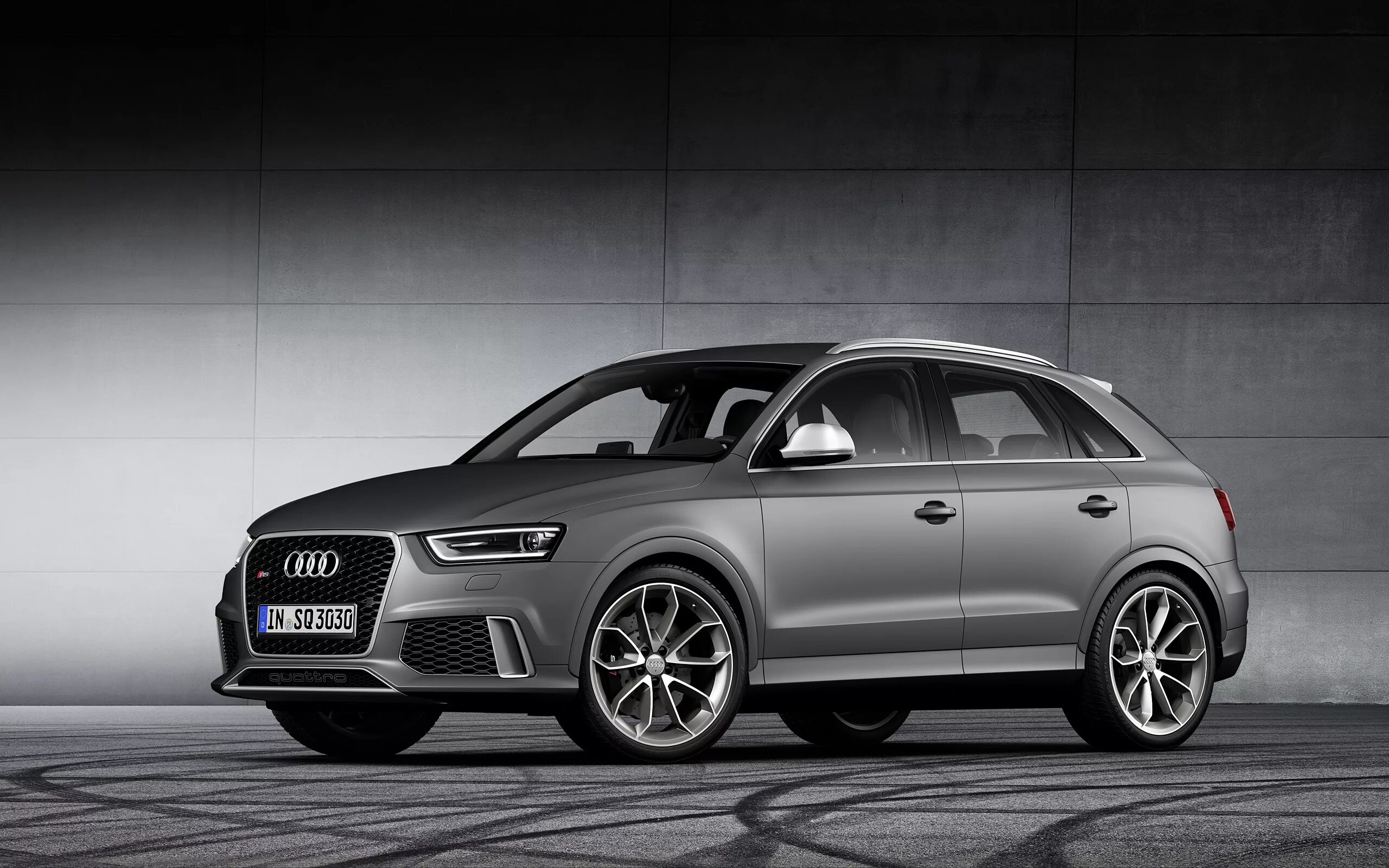 Audi q3 2014. Audi rs q3 2014. audi rs q3 sportback black. ауди q3 серая. audi q3 кватро 2025.