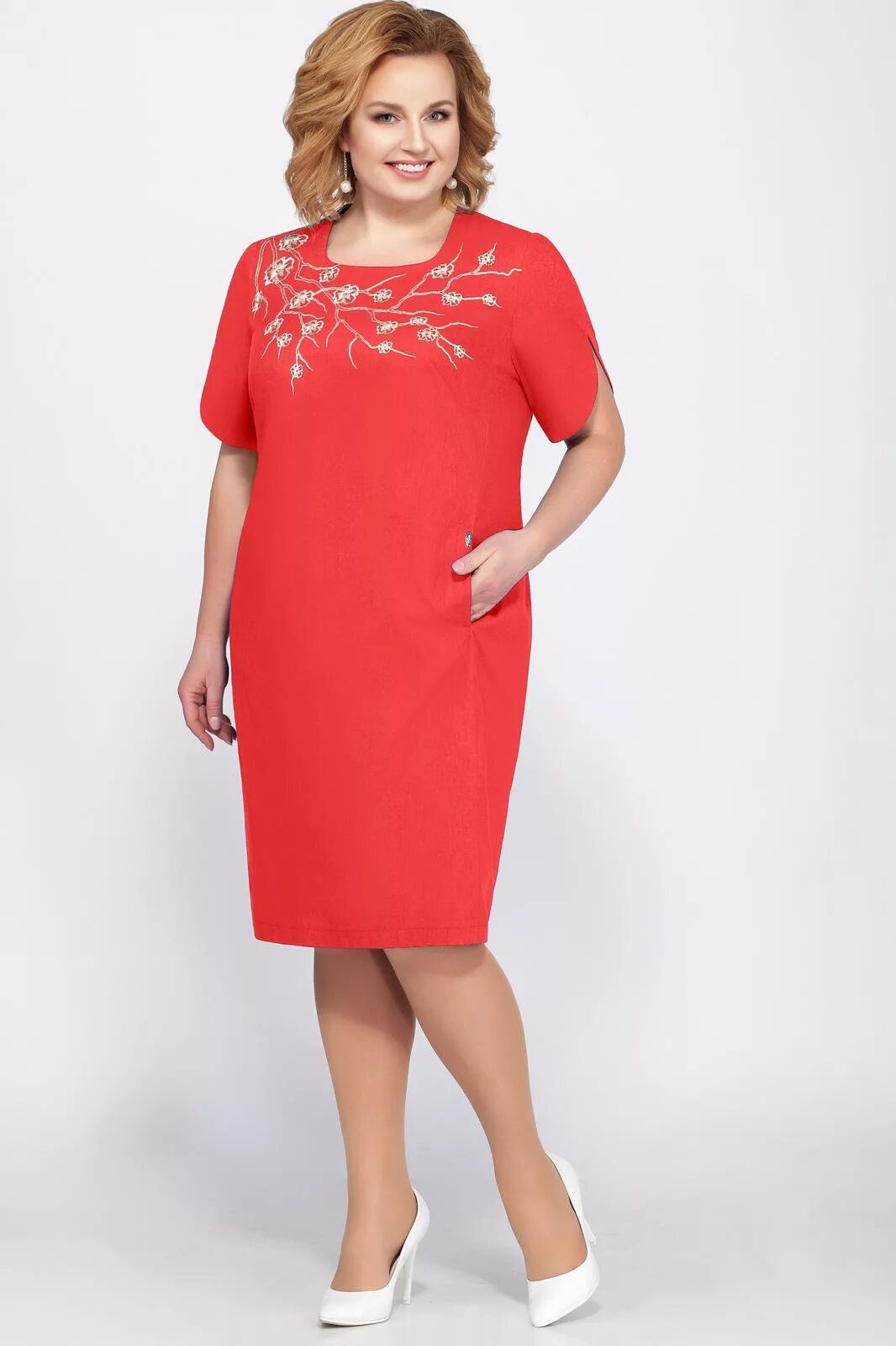 Белорусское платье ЛАКОНА 1090. Платье LAKONA артикул 1312 красный размер 60. Платья ЛАКОНА Белоруссия. Платье ЛАКОНА 1090.