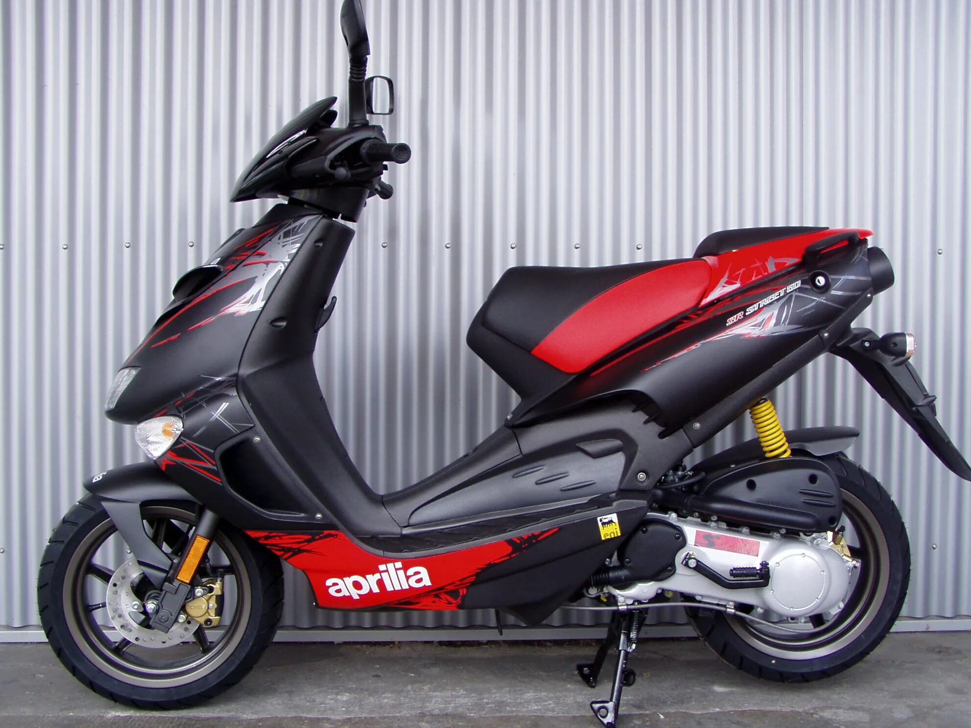 Aprilia SR 50. Априлия ср 50 2 кузов. Aprilia SR 50 Stunt. Скутер Aprilia 50 кубов. Скутер априлия