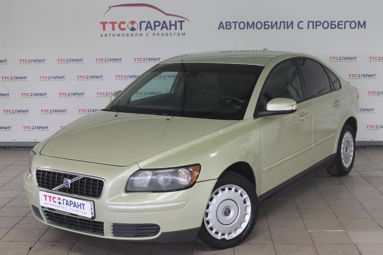 Авито машины механика. Volvo s40 2006. Автомобили с пробегом. Авто от частного лица с пробегом. Машины с пробегом частные объявления.