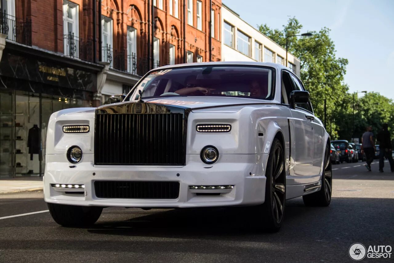 Машина похожая на ройс ройс. Rolls Royce Phantom Mansory. Rolls Royce Phantom 2022 Tuning. ВАЗ 2107 Rolls Royce. Армянский Роллс Ройс.