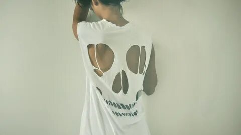 model, T shirt, long hair, brunette, rear view, moustache, skull, back, tor...