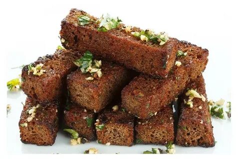 Вкусные гренки из черного хлеба с чесноком