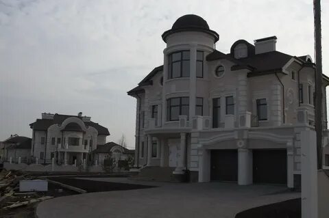 Корнер лапино