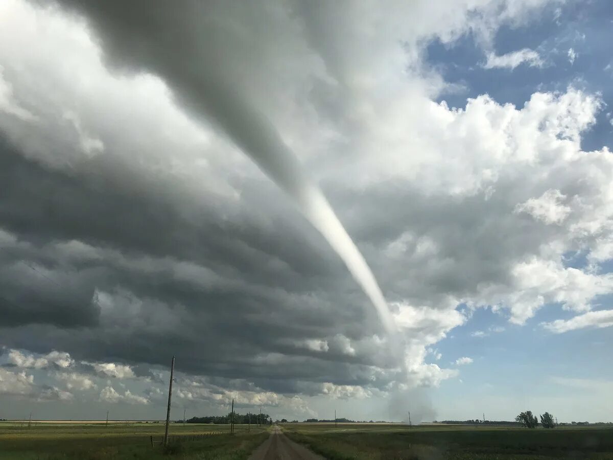 смерчи события. торнадо в сша. торнадо колорадо. торнадо киров. смерчи события.