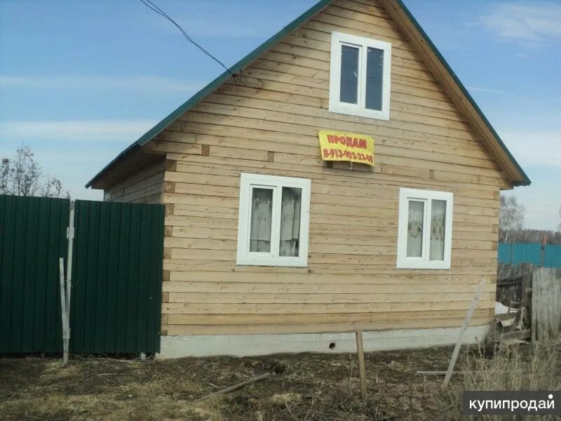 Продажа домов в новосибирской области фото. Дома Новосибирская область. Дом в Амбе Колыванский район. Амба Колыванский район Новосибирская область. Новосибирск деревня дома.