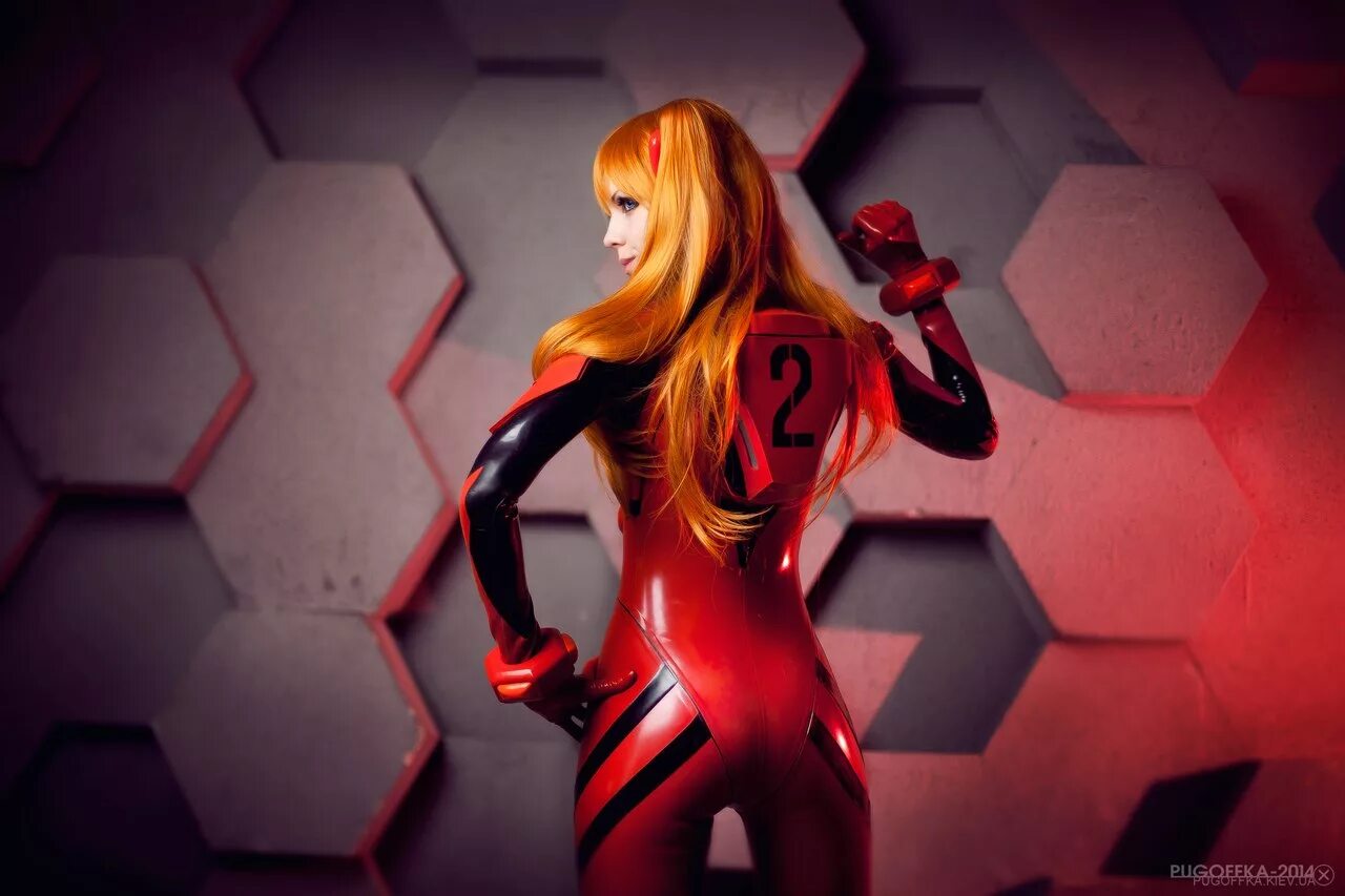 Asuka cosplay. Аска Лэнгли Сорью косплей. Аска Евангелион косплей. Аска Лэнгли латекс. Аска Лэнгли косплей латекс.