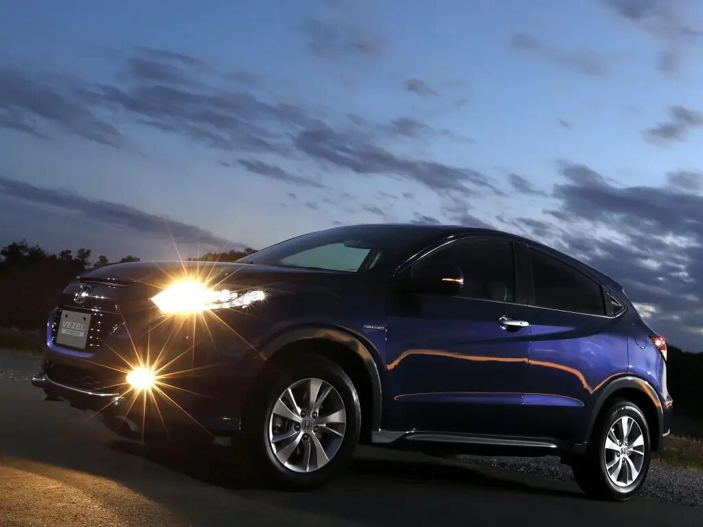 Honda hr-v 2022. Хонда везел 2 поколения. Хонда hr v 2022. Honda vezel 2022. Dongfeng honda x-nv.
