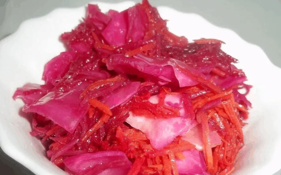 Капуста по корейски рецепт быстрого. Корейская замаринованная капуста. корейская капуста красная. корейская капуста со свеклой. острая капуста по-корейски.на зиму.