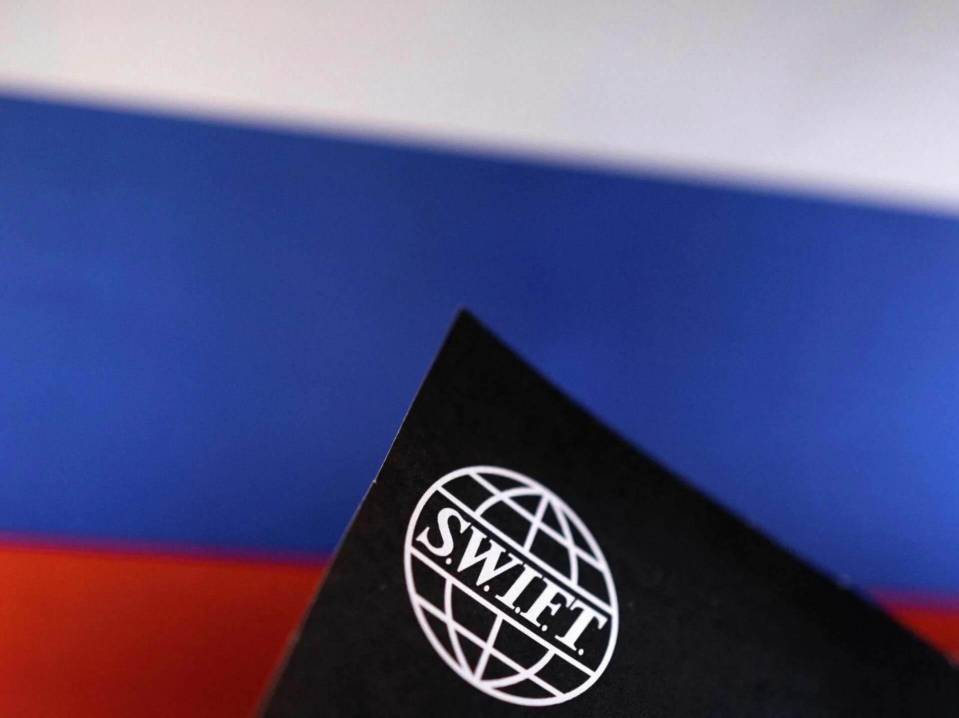 Swift отключили. Swift россия. swift санкции россия. россия запретила swift. свифт россия сша.