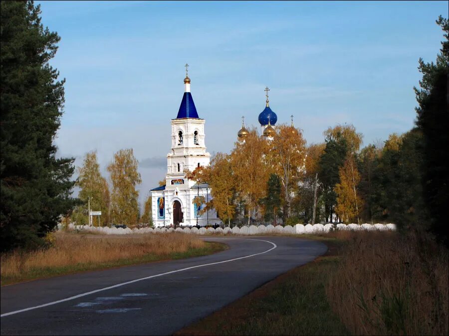 Андреевские выселки. Храм Андреевские Выселки Шатурский. Андреевские Выселки Шатура Церковь. Андреевские Выселки Шатура. Андреевские Выселки Шатура природа.