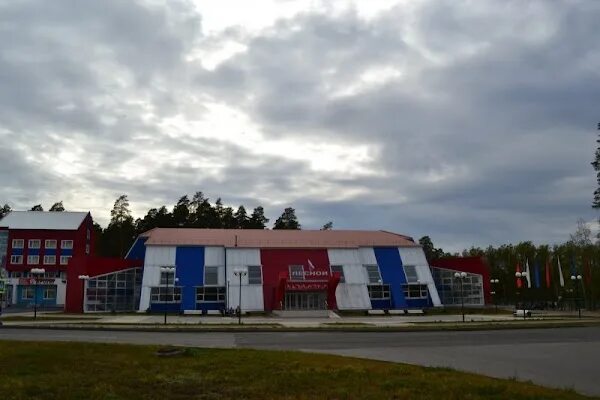 Кафе крона заречный. Спорткомплекс лесное сочи. Фок в заречном пензенской. Фок лесной новая усмань. Фок лесной заречный.