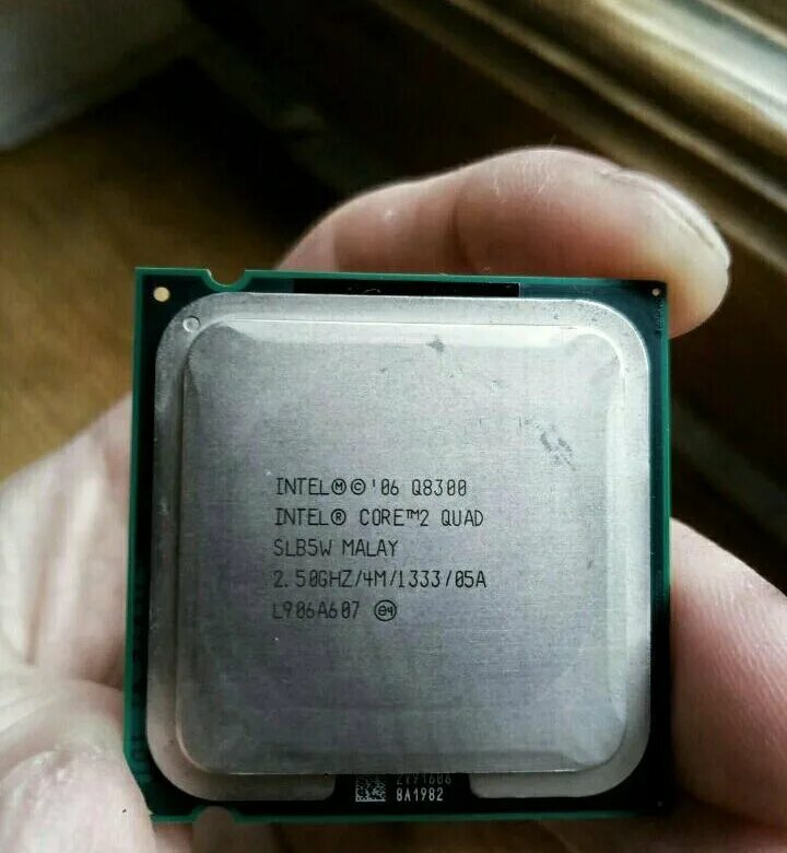 Intel core 2 q8300 характеристики. Intel quad q8300. intel core i2 q8300. intel core 2 quad q8300. core 2 quad 8300.