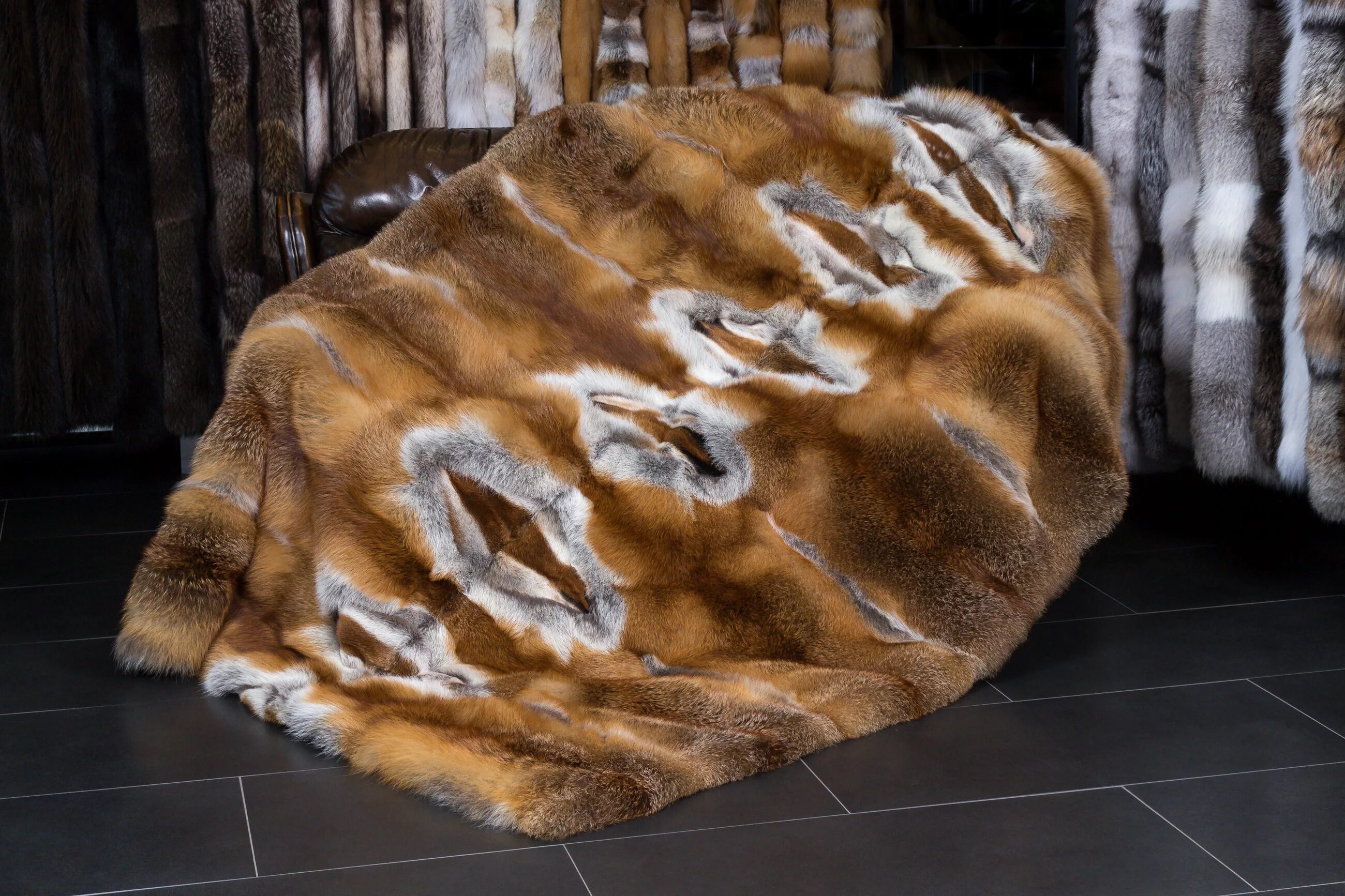 Fur blanket fox. Плед из натурального меха. Покрывало из искусственного меха. Плед 140*200 модена. Натуральный плед.