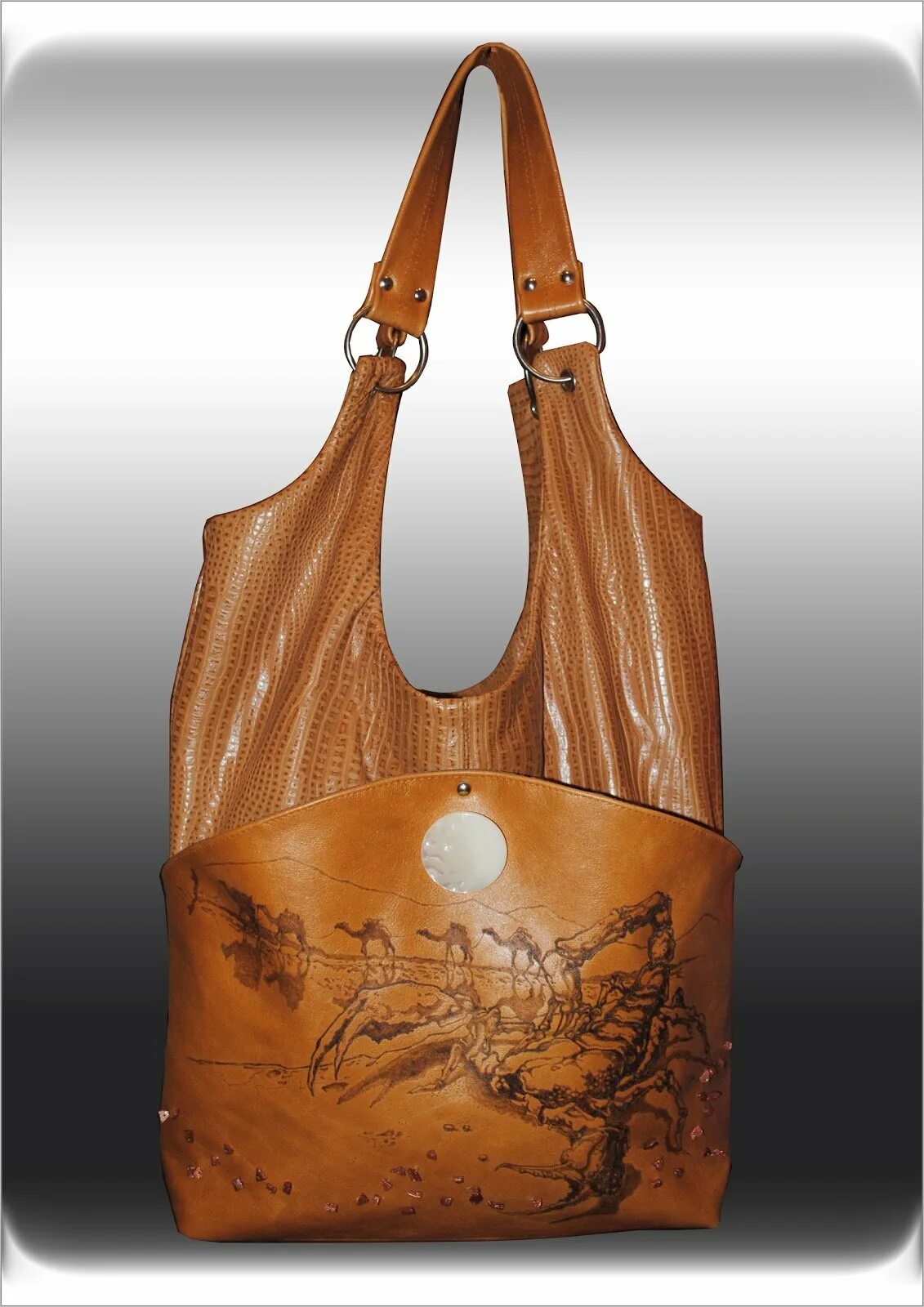 Авито купить кожаную сумку женскую. Необычные кожаные сумки. Оригинальные женские сумки. Пошив сумок из кожи. Женские сумочки из натуральной кожи.