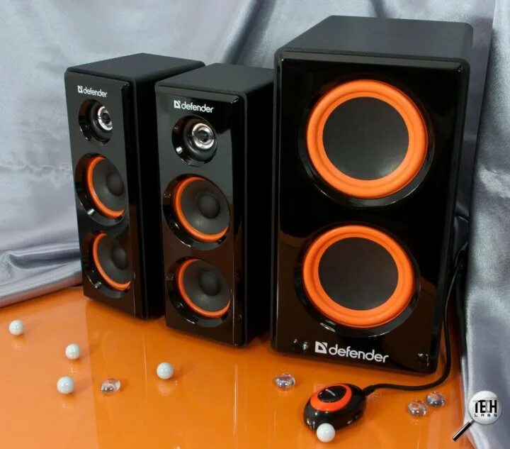 High defender audio. Акустика Defender Avante x35. Колонки 2.1 Defender Avante x35. Акустика Дефендер 2.1. Акустическая система Defender 2.1 Avante x 35.