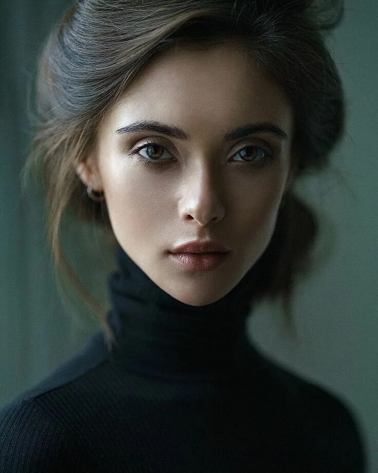 Фотопортрет. Автофотопортрет 5 букв. Автофотопортрет 5 букв. Фотопортреты известных людей. Фотопортрет девушки.