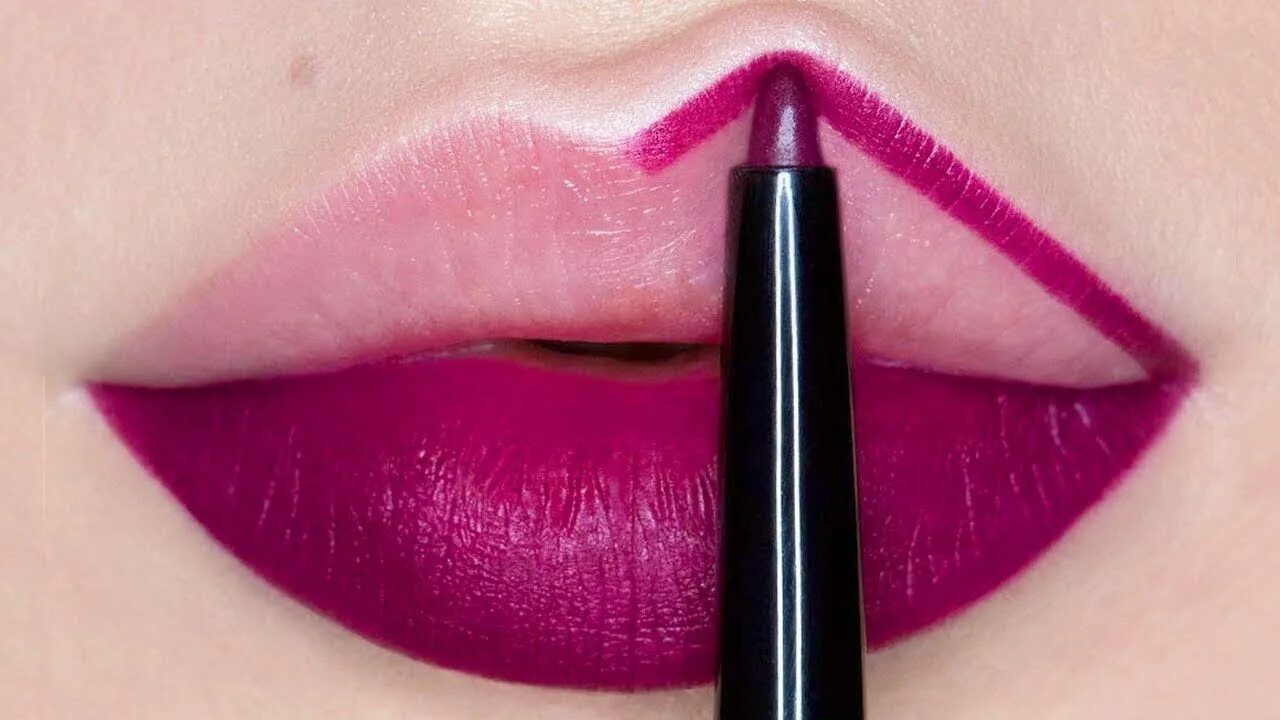 Радужные губы дизайн. Смешная помада. Темно алая помада. Радужные помады. Накрашенные губы.