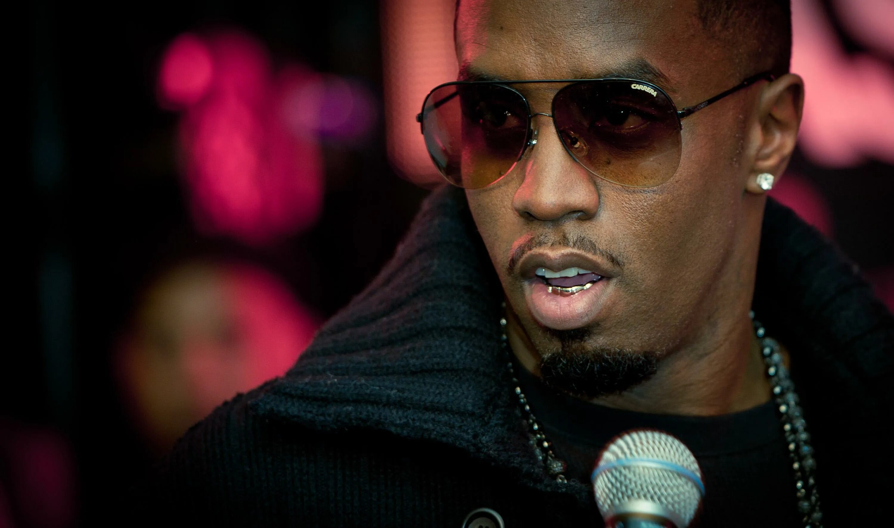 P diddy yummy. Diddy. p diddy. шон комбс. puff daddy.