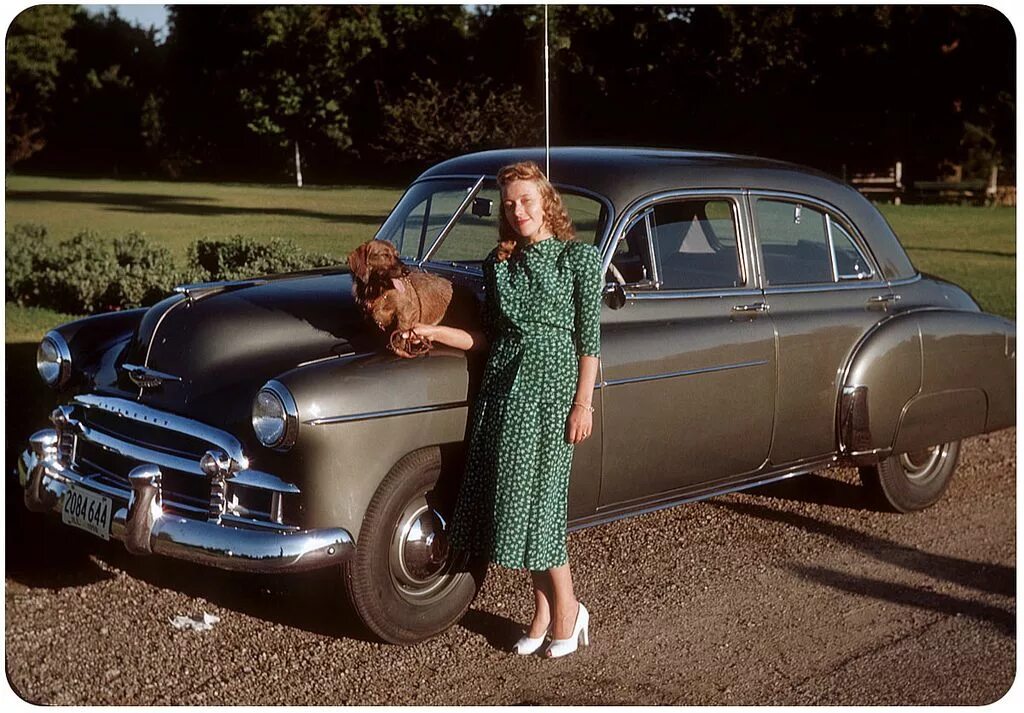 Произведения 1950 года. 50е 60е года в Америке. Chevrolet Styleline Deluxe 4 Door. Америка 50-е. Кадиллак 50е.