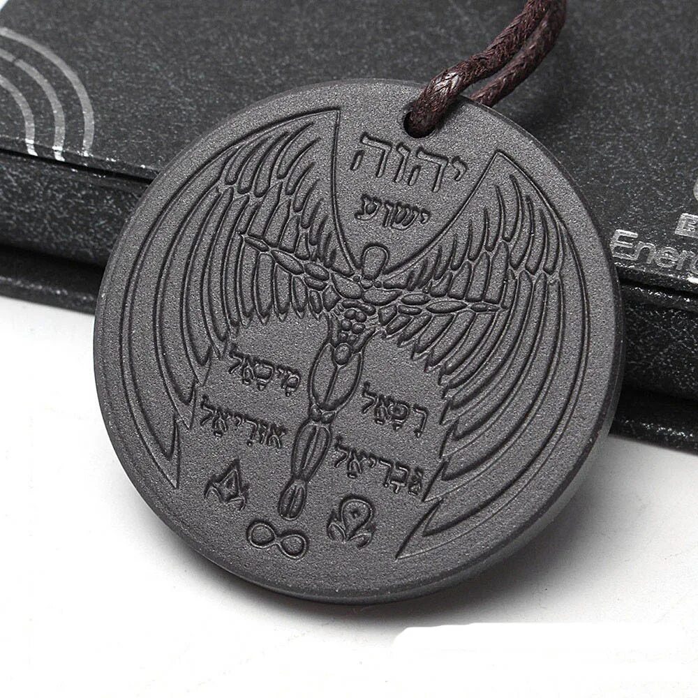 Quantum science. Энергетический кулон quantum pendant. quantum scalar energy science кулоны. турмалиновый кулон quantum. медальон скалярной энергии.