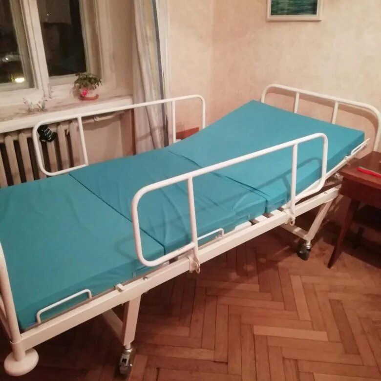 Кровать для лежачих больных. Медицинская кровать для лежачих больных. Кровать для лежачего больного. Функциональная кровать с матрасом для лежачих больных. Авито купить медицинскую кровать для лежачих больных