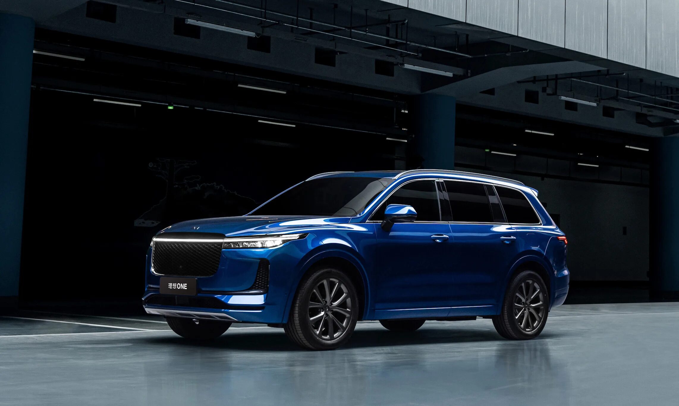 Li auto l7 характеристики. Li one 2021. Li Xiang one Hybrid SUV 2020. Li one 2022. Li one электромобиль 2021.