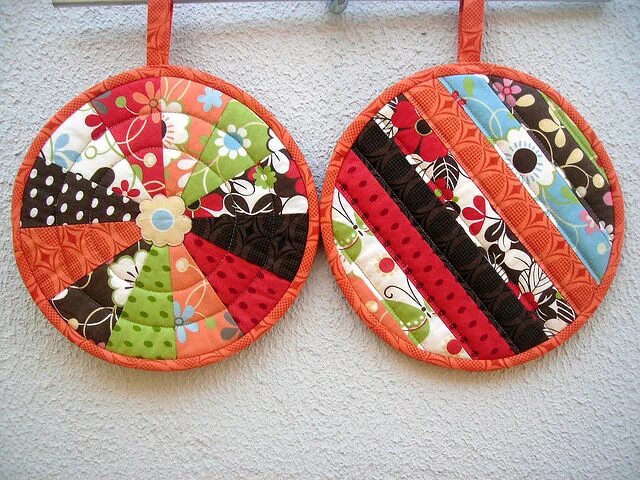 Приватка где можно играть по сети. Оригинальные прихватки для кухни. Приват сервер стандофф. Уральская кудесница пэчворк. Креативные прихватки.