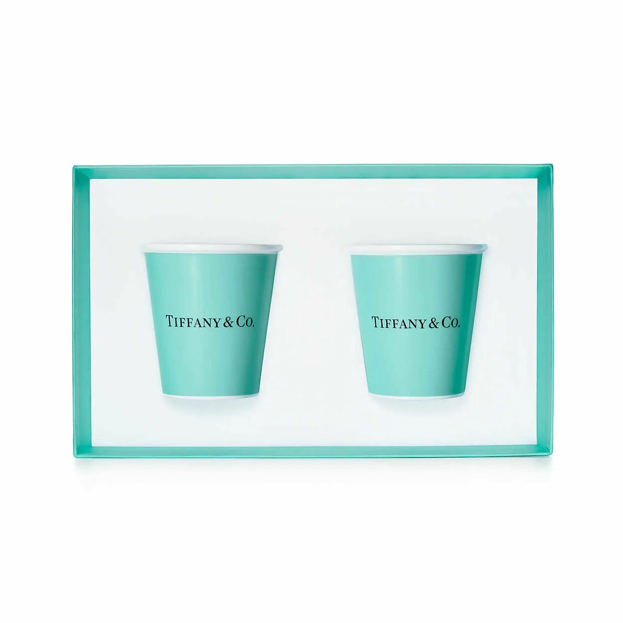 2 тиффани. Кофе Tiffany. Tiffany paper Cups. Tiffany co Cup. Стаканы Tiffany co.