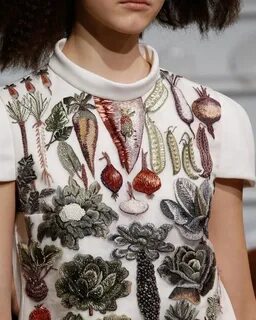 Shows details