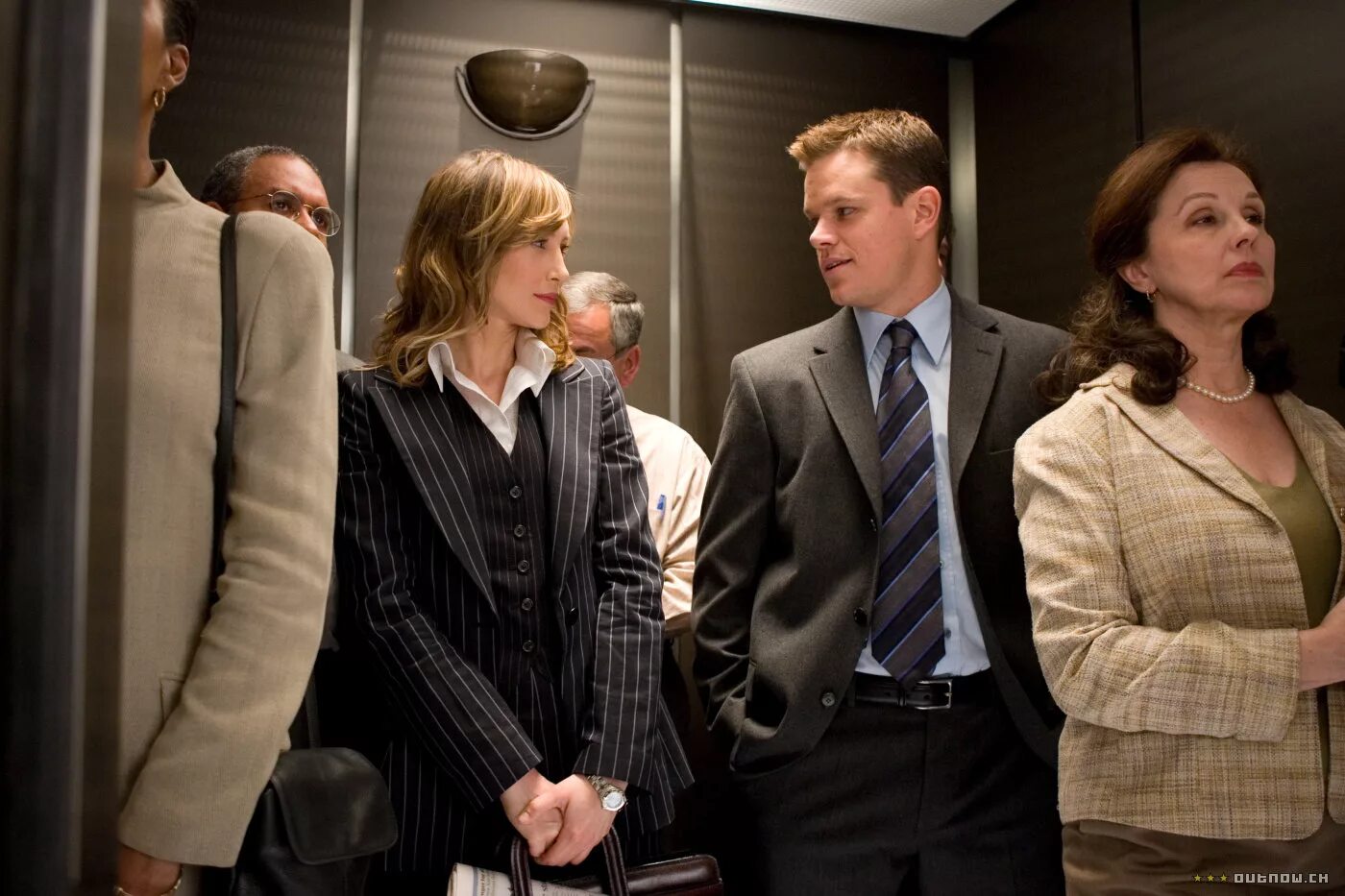 Вера фармига отступники. Марк уолберг отступники. Отступники (the departed, 2006) отступники. Отступники 2006 вера фармига. Фрэнк костелло отступники.