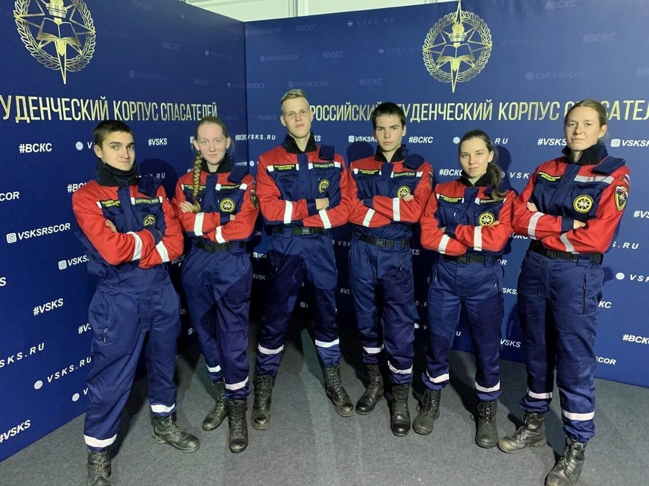 Всероссийский мчс центр имени. Волонтеры мчс россии. добровольцы мчс. вскс. первый корпус спасателей в россии.
