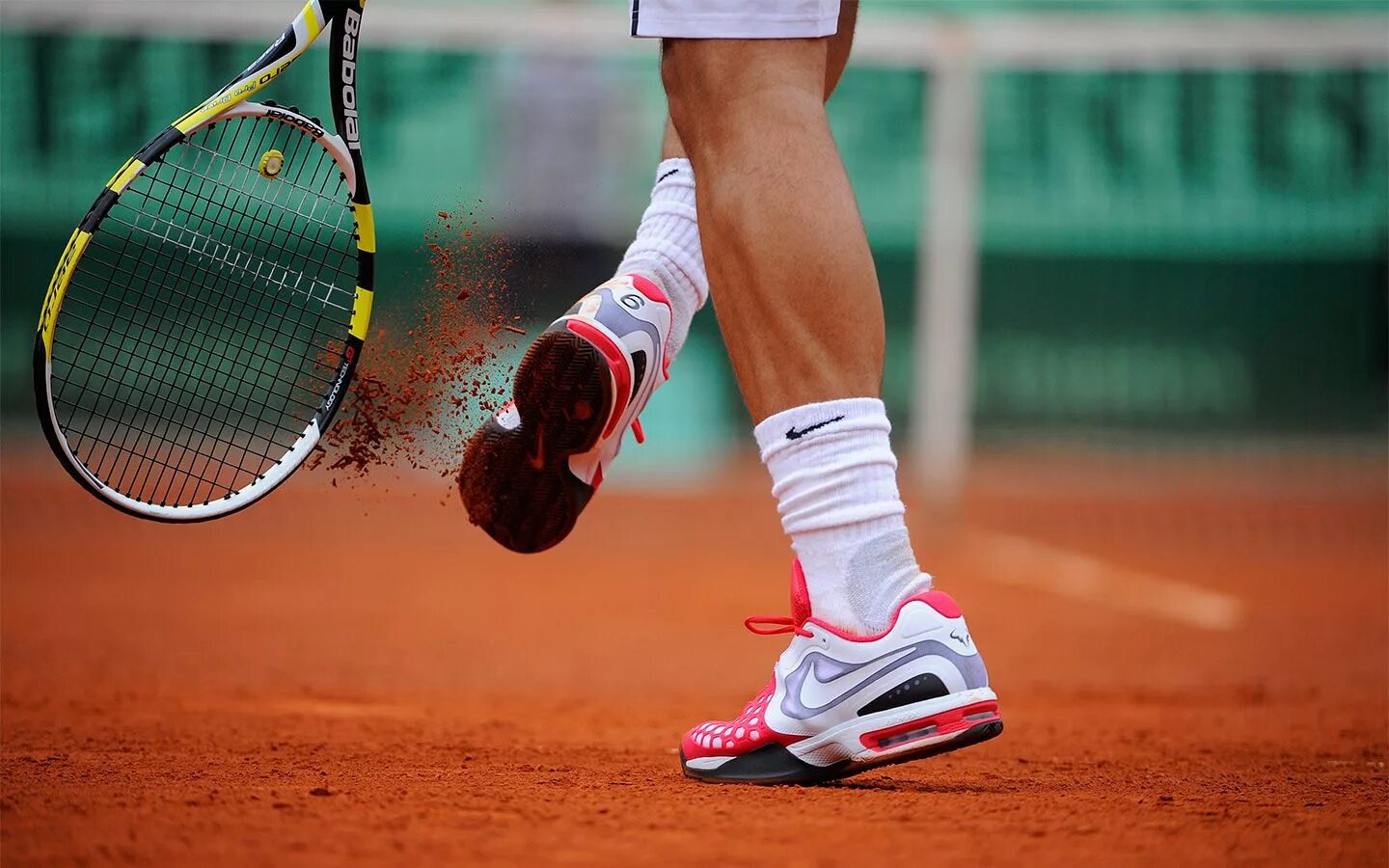 Теннис. Теннис Эстетика. Кроссовки теннисистов. Обувь для тенниса большого.