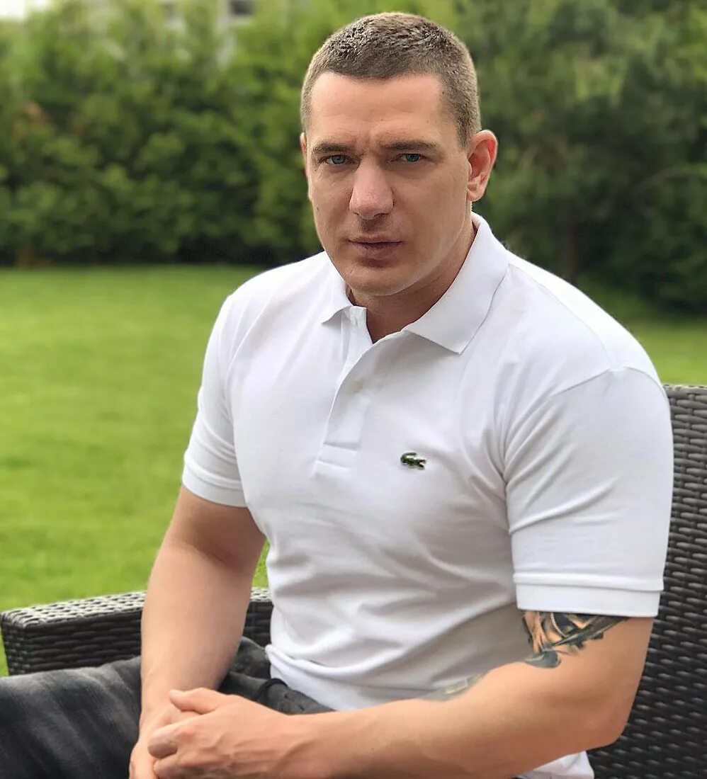 Бизнесмен курбан. Муж бородиной курбан омаров. Бизнесмен курбан. Курбан курбанович омаров. Курбан байрамов бизнесмен.