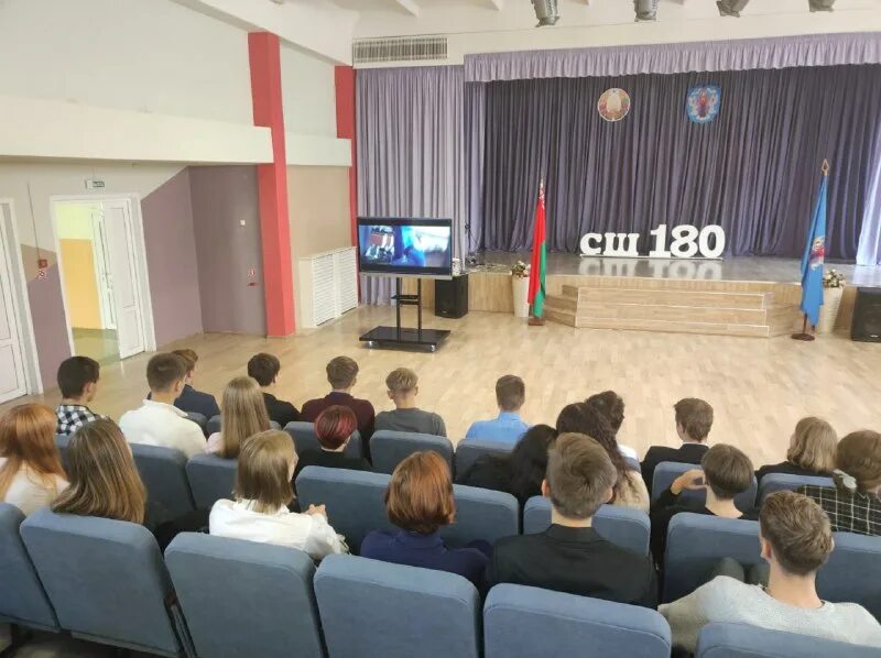 209 гимназия алматы. Сш 180. Сш 180. Сш 180. 180 школа казань.