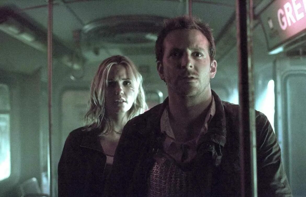 Кейт хадсон ключ от всех дверей. Прозрение" (los ojos de julia). Триллеры с закрученным сюжетом. Лучшие триллеры детективы рейтинг. Лучшие триллеры детективы рейтинг.