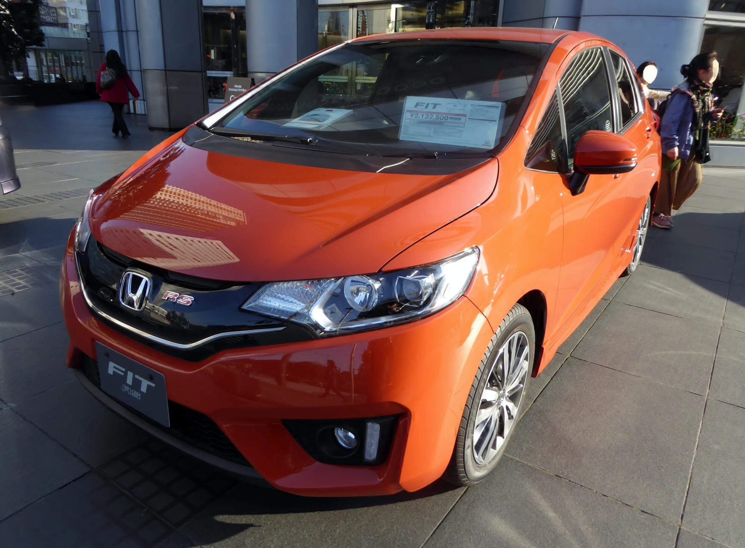 Honda gk. Honda Fit gk5. Fit RS gk5. Хонда фит gk5 RS. Хонда фит РС оранжевый.