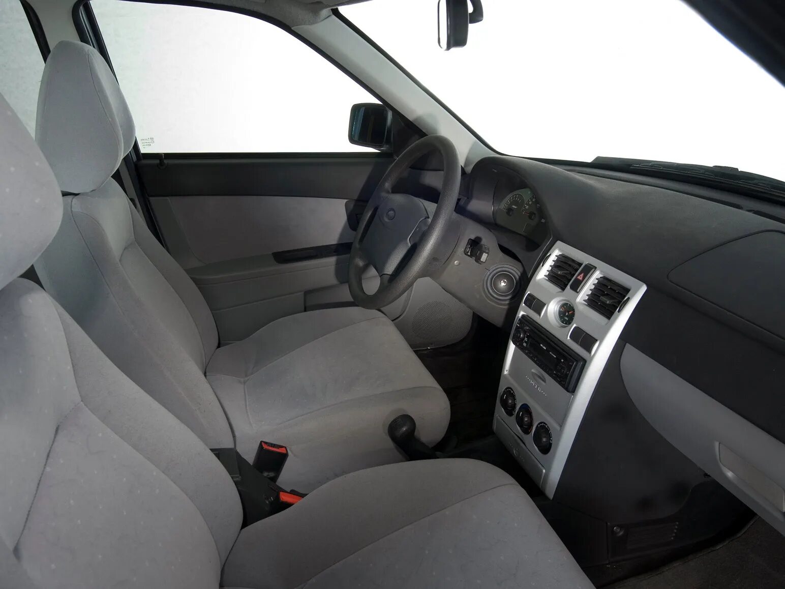 Лада приора салон. Приоры внутри. Приоры внутри. Салон ваз 2170 приора. Лада приора 2012 хэтчбек салон.