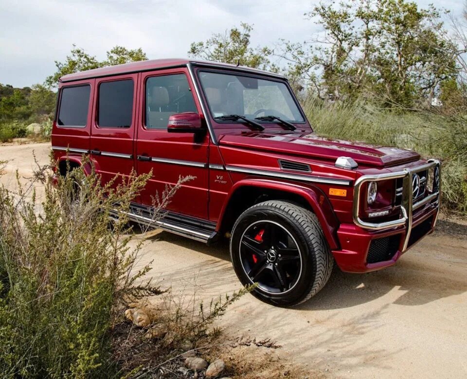 Mercedes g63 красный. Mercedes benz g63 amg красный. G63 красный. Мерседес гелендваген красный. Гелик амг 63 красный.