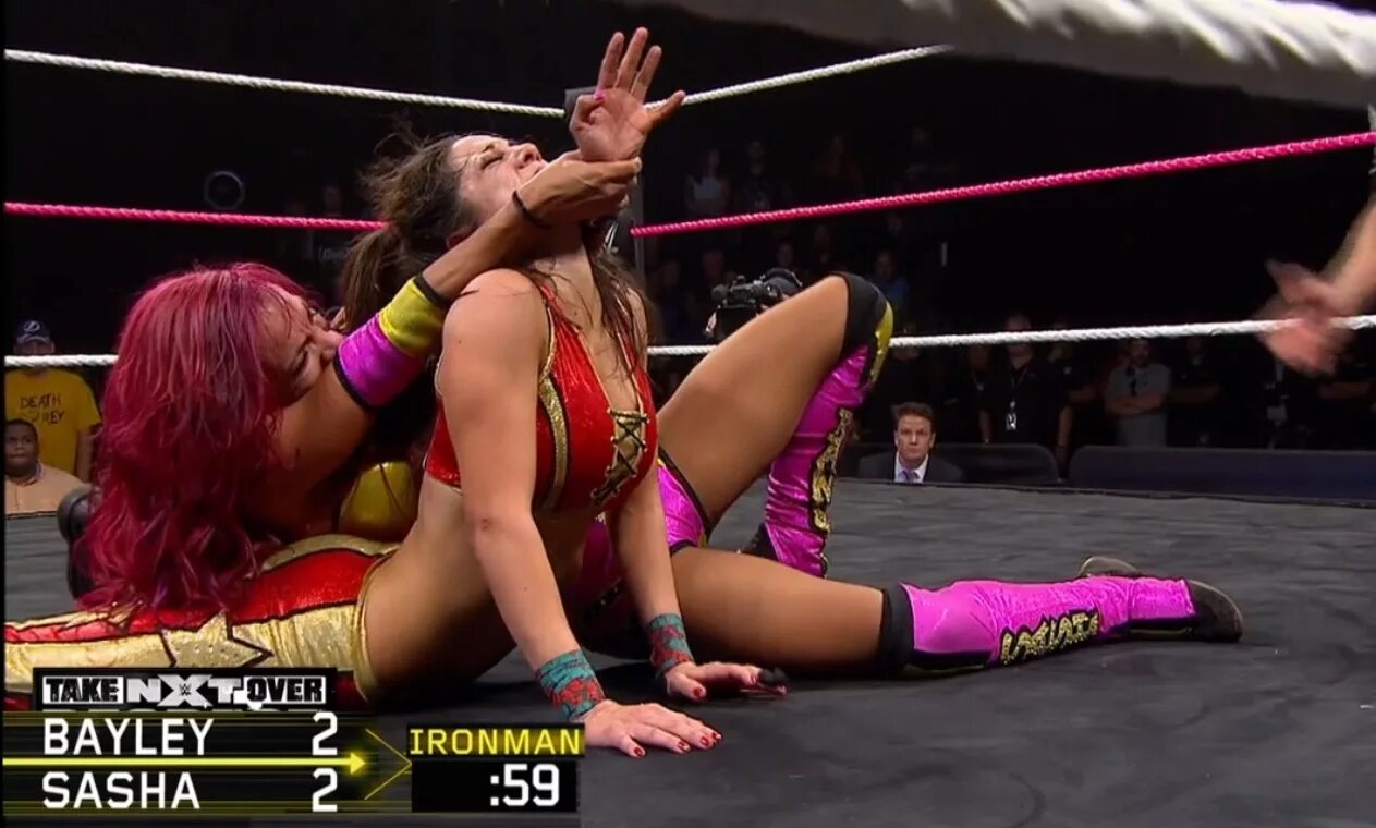 Lesbian fighting. Женская борьба. Японская женская борьба. Lesbian fighting. Борьба девушек в квартире.