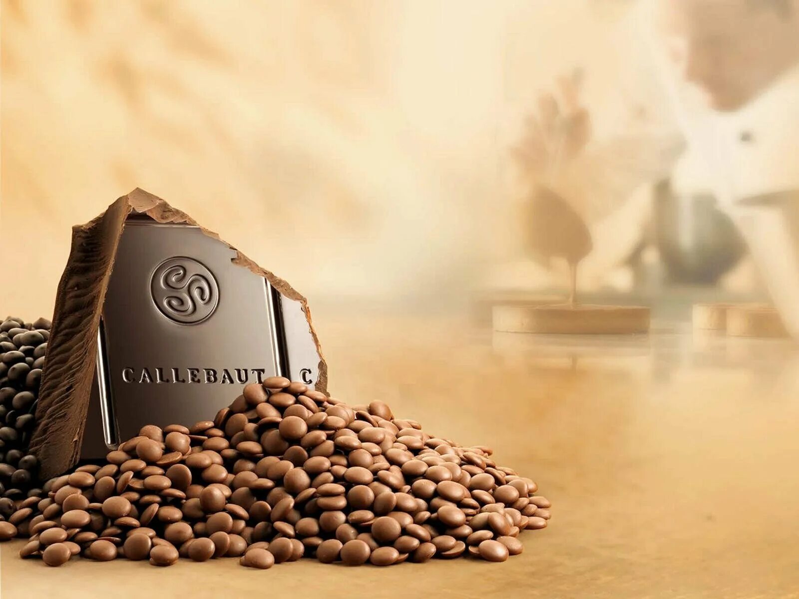 Барри каллебаут нл. Бельгийский шоколад Callebaut. Шоколад Callebaut 823 молочный. Шоколад Барри Каллебаут. Бельгийский шоколад Каллебаут.